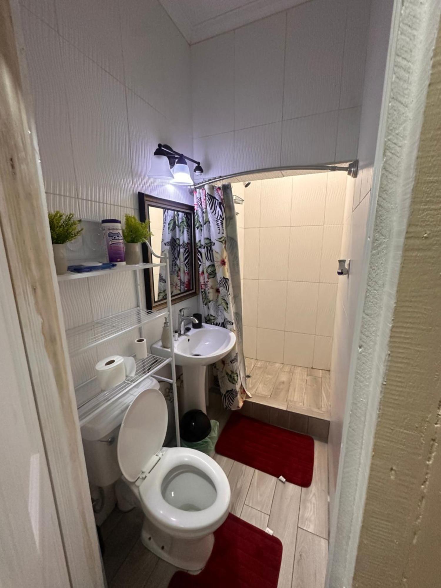 Hollywood Guesthouse Georgetown Extérieur photo